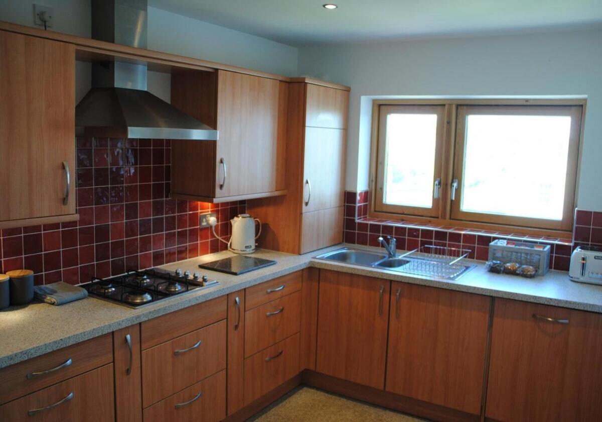 Executive 3 Bed Apartment Aberdeen Exterior photo